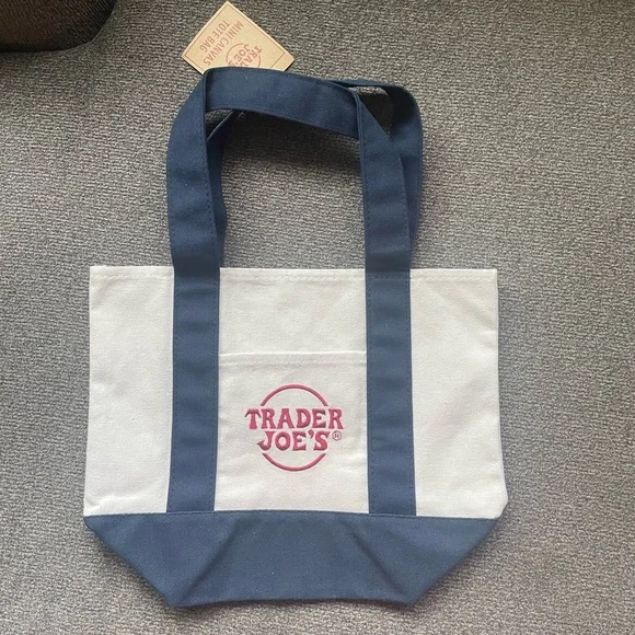 Trader Joe’s Mini Canvas Totes- Yellow, Red, Blue, Green - Picture 6 of 7